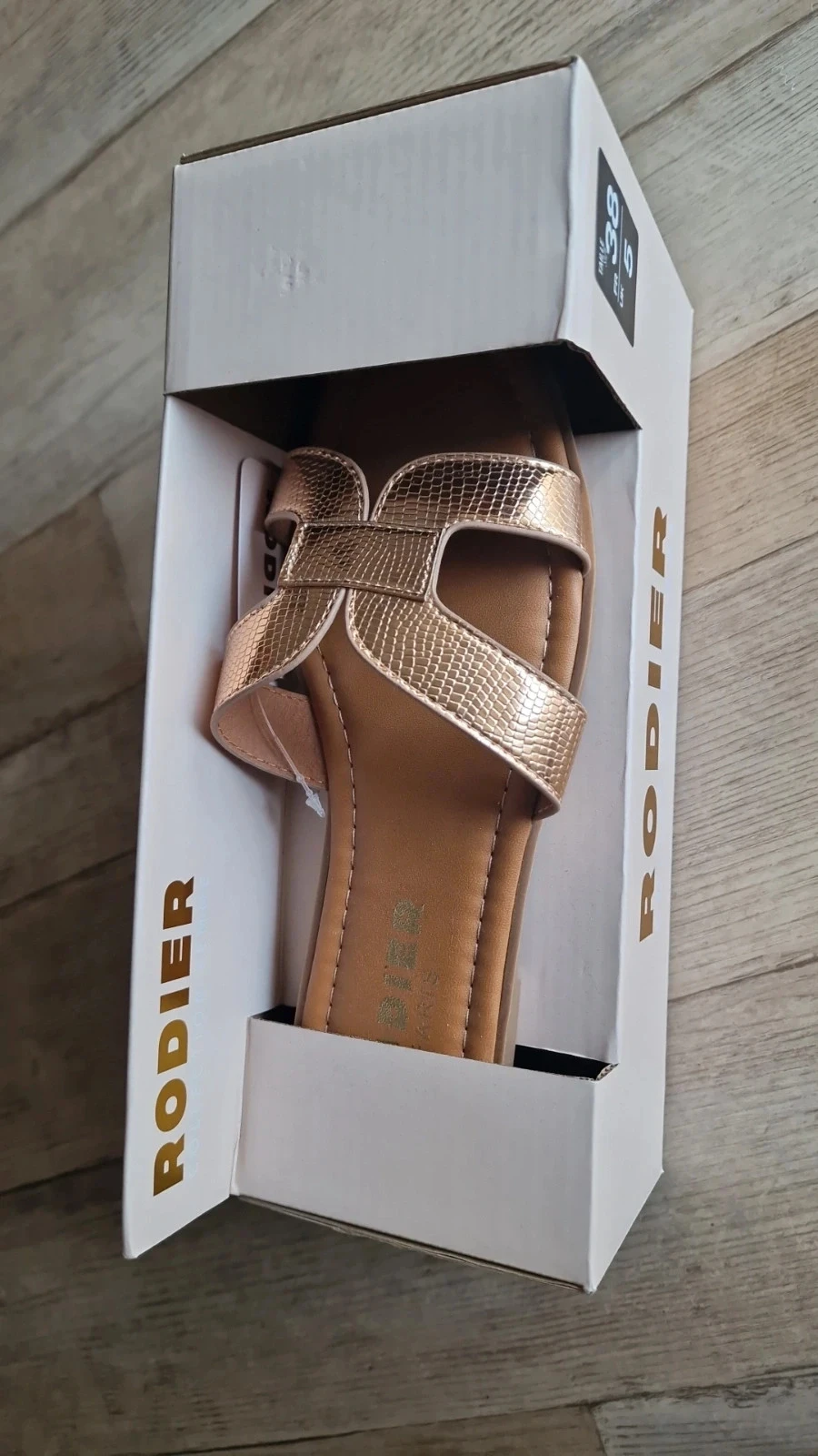 Stunning Rodier Paris sandals in rose gold. – photo 15